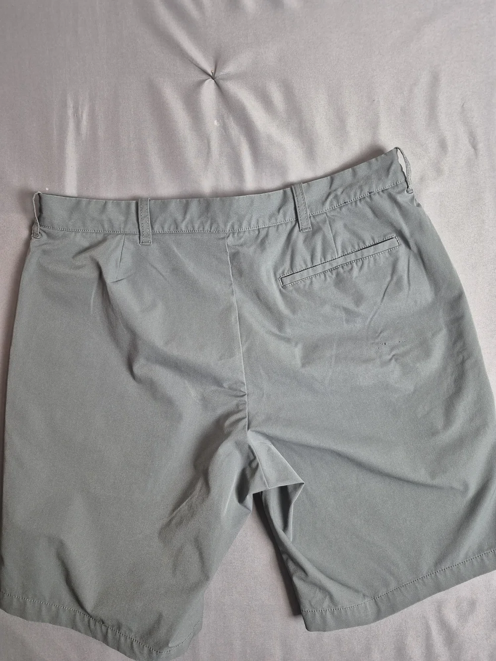 J. Crew Men’s Gray Casual Chino Shorts. Size33